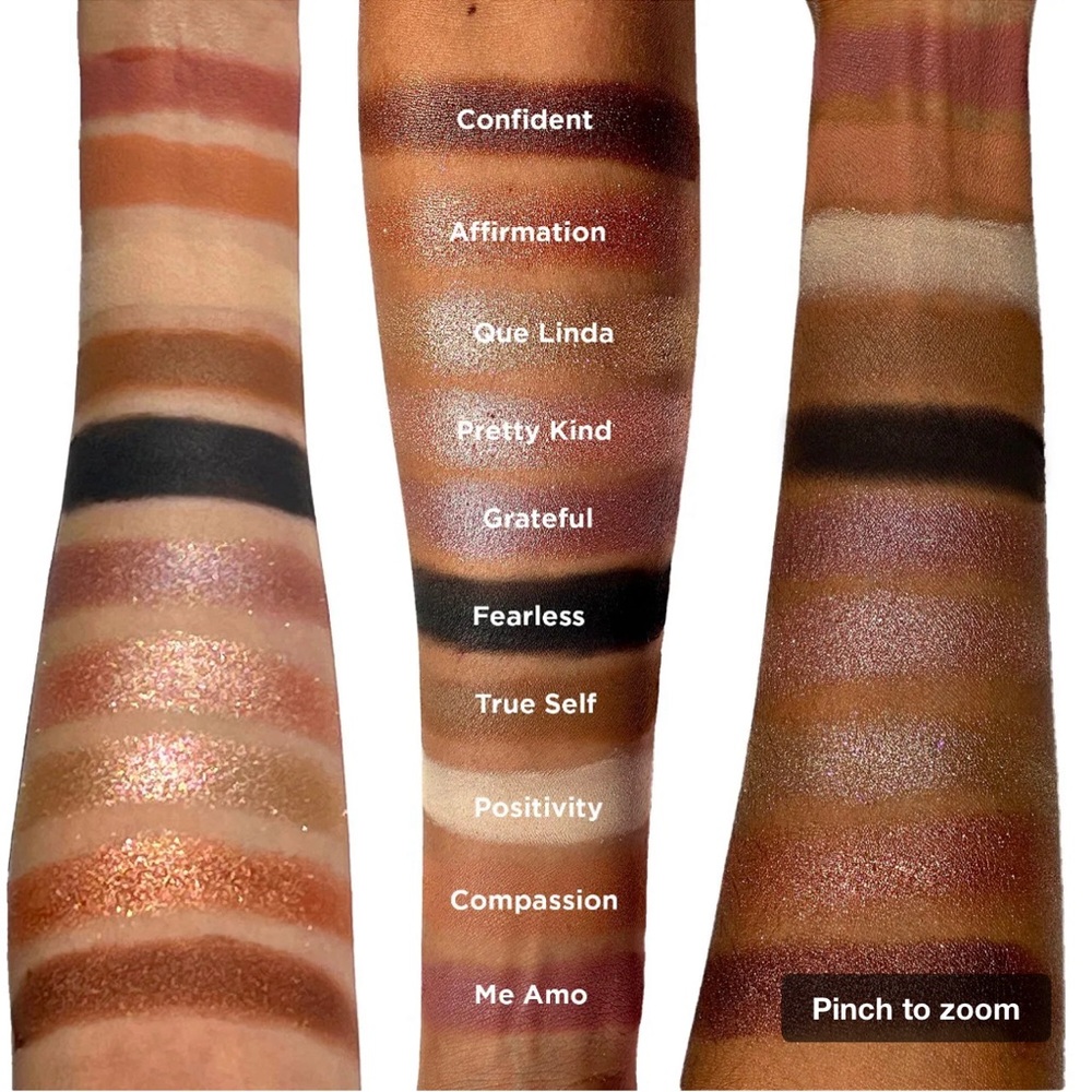 Dominique Cosmetics The Essential Palette $$$ Discounted Shipping $$$